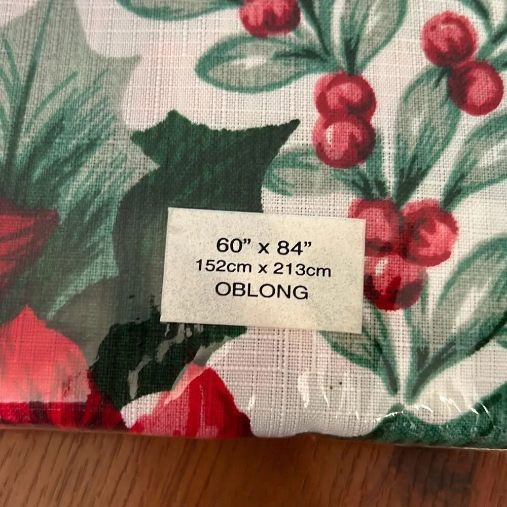 NEW Bardwil linens poinsettia Christmas tablecloth oblong size 60 x 84
